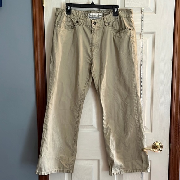Urban pipeline-size 36x30- tan ,wide leg pants. Three pockets in the front. - Picture 1 of 10